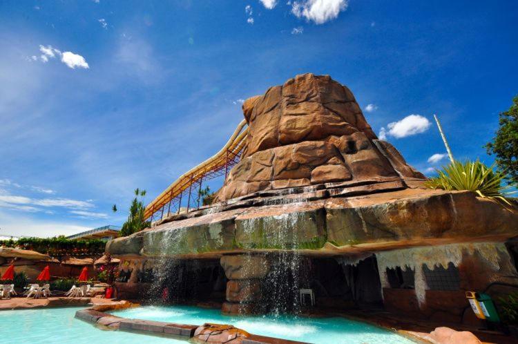 Piazza Diroma - Com Acesso Acqua Park Cn-Go Aparthotel Caldas Novas Eksteriør bilde